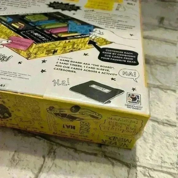 NEW 2010 Saturday Night Live The Trivia Game Yellow Box Edition Factory Sealed - Picture 4 of 4